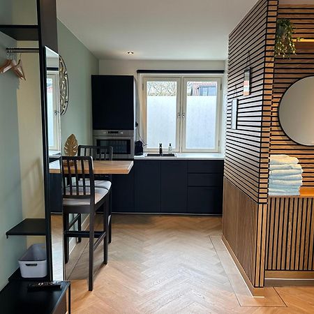 Bnb De Leeuw Badhoevedorp Exteriör bild