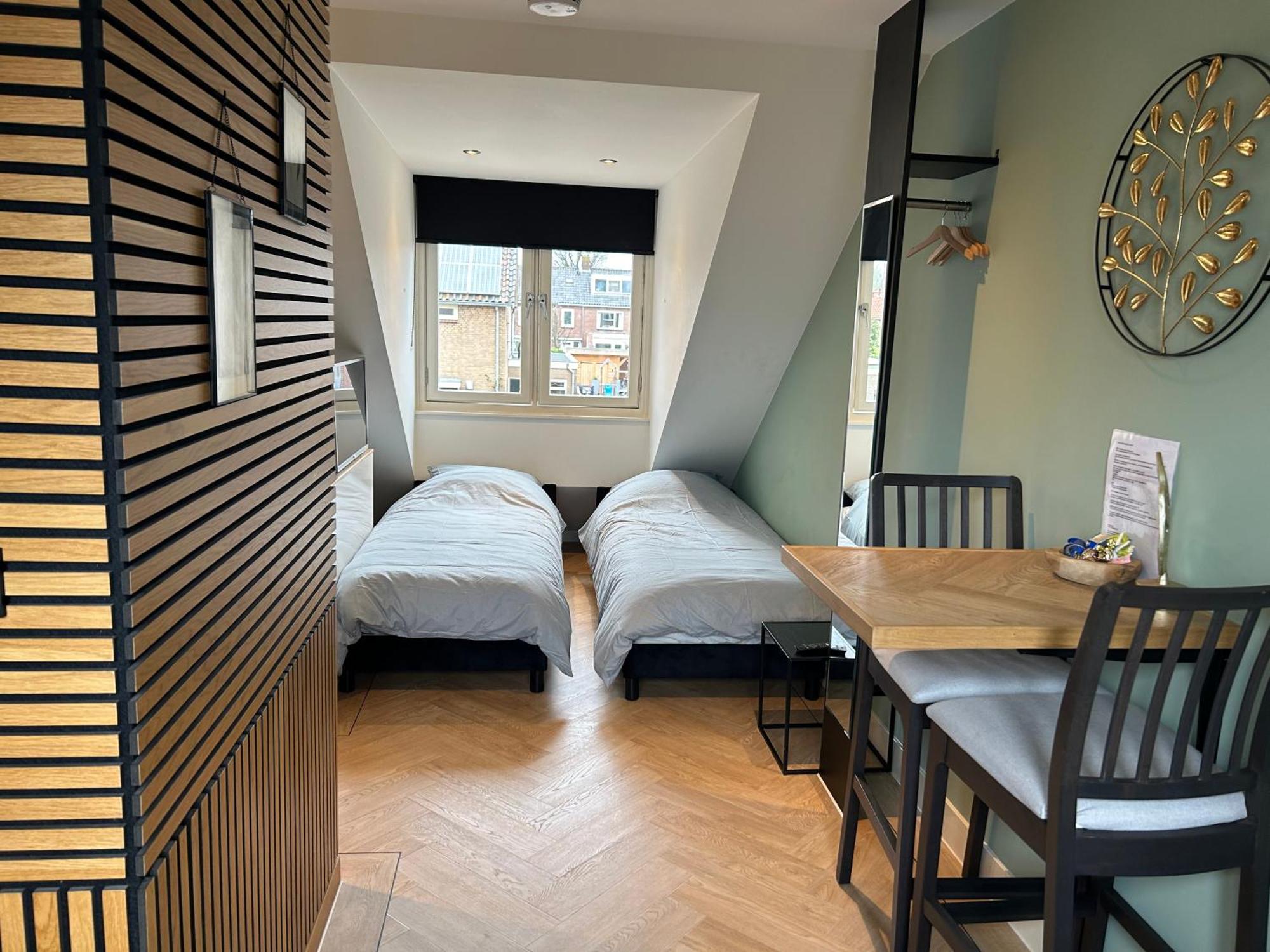 Bnb De Leeuw Badhoevedorp Exteriör bild